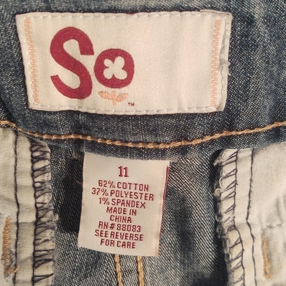 So Dark Wash Mid-Rise Jean Denim Shorts Sz 11 - Picture 7 of 7